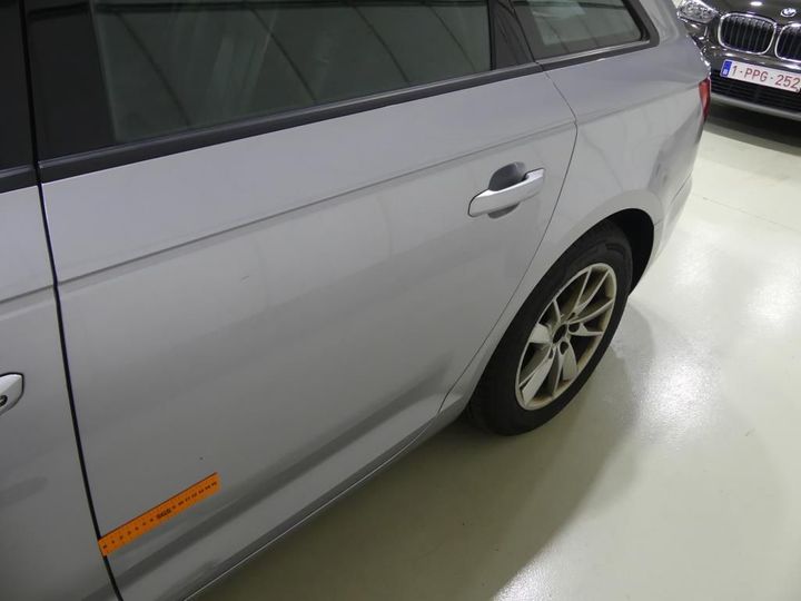 Photo 26 VIN: WAUZZZF46HA098983 - AUDI A4 AVANT 