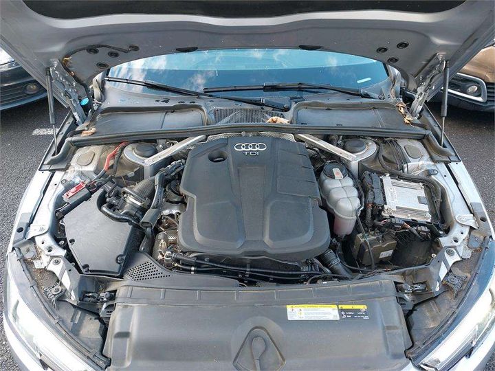 Photo 21 VIN: WAUZZZF46KA060998 - AUDI A4 