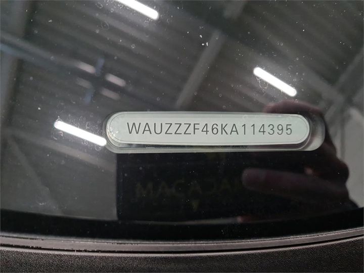 Photo 13 VIN: WAUZZZF46KA114395 - AUDI A4 