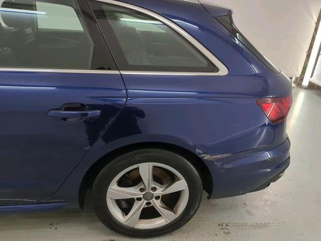 Photo 23 VIN: WAUZZZF46LA057696 - AUDI A4 