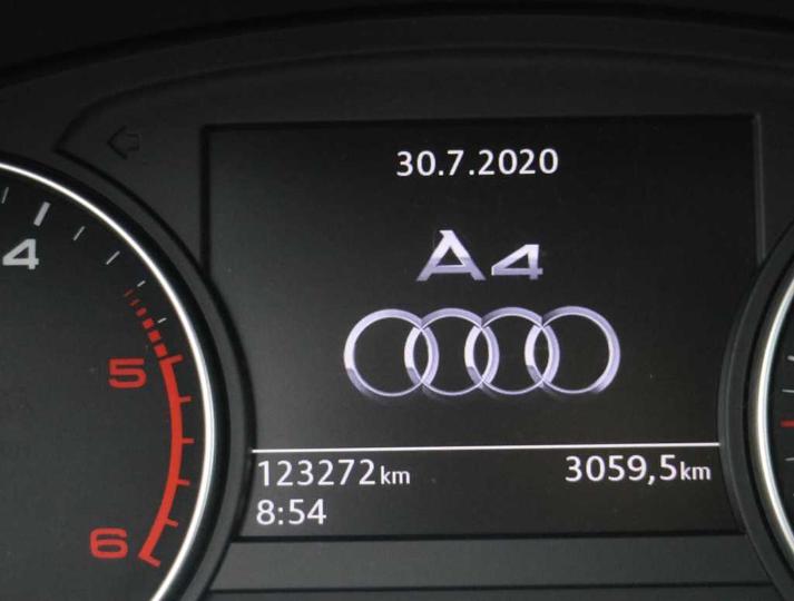 Photo 6 VIN: WAUZZZF47GA098098 - AUDI A4 AVANT &#3915 