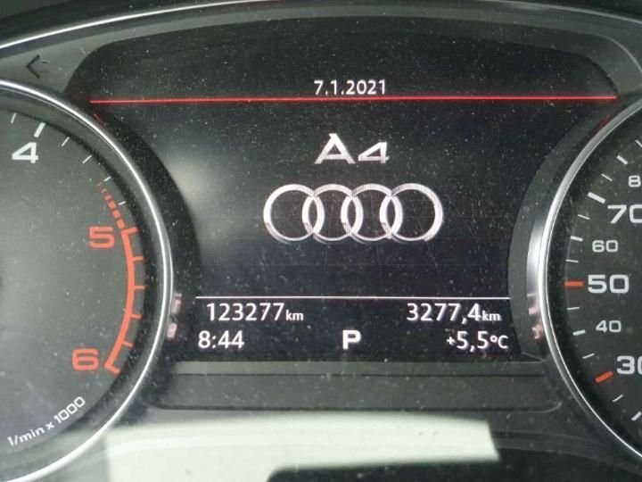 Photo 1 VIN: WAUZZZF47HA122708 - AUDI A4 AVANT 