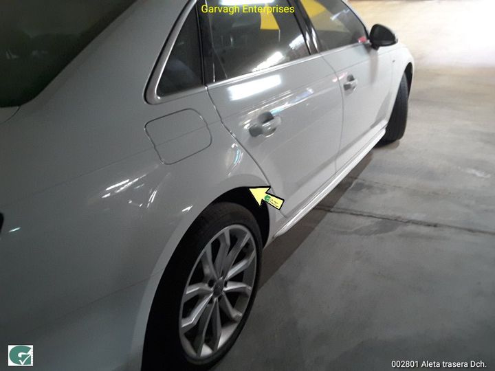 Photo 25 VIN: WAUZZZF47JA015065 - AUDI A4 