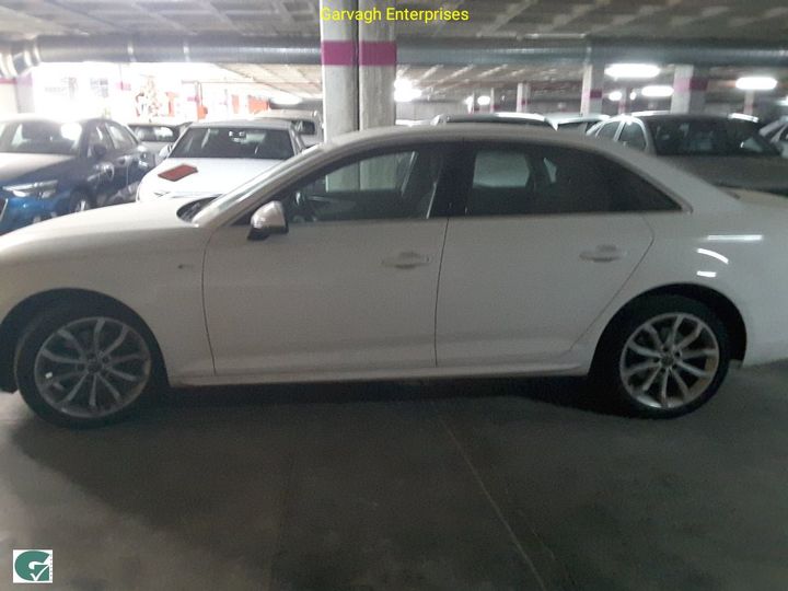 Photo 3 VIN: WAUZZZF47JA015065 - AUDI A4 