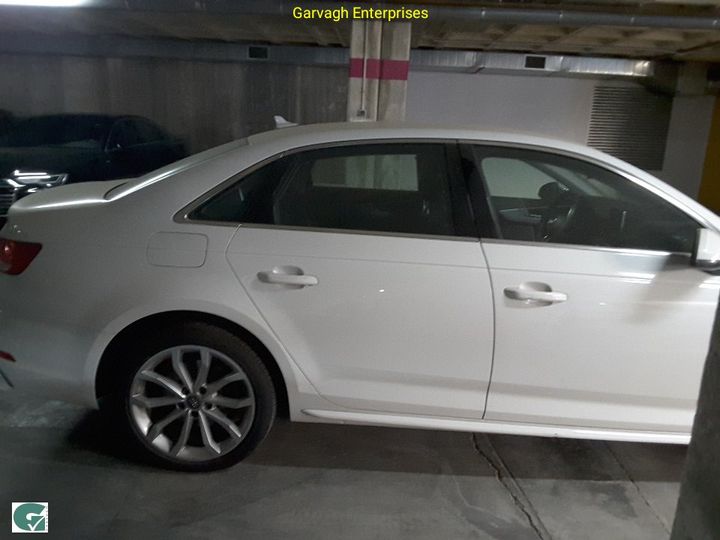 Photo 5 VIN: WAUZZZF47JA015065 - AUDI A4 