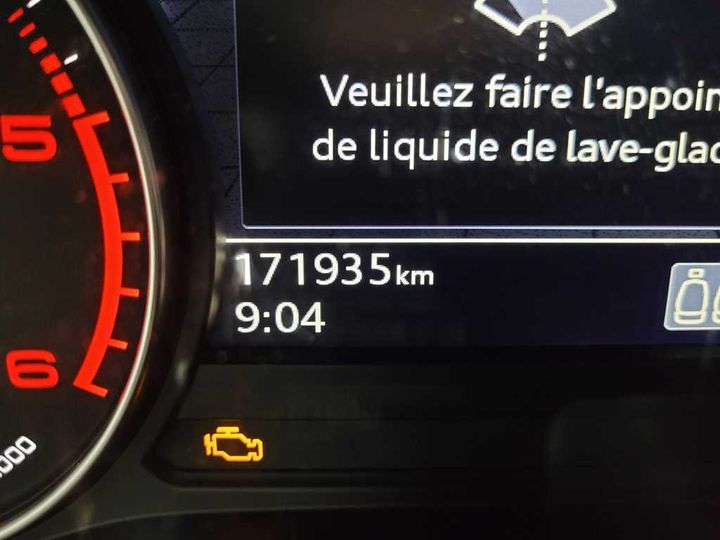 Photo 10 VIN: WAUZZZF47JA079395 - AUDI A4 BERLINE &#3915 