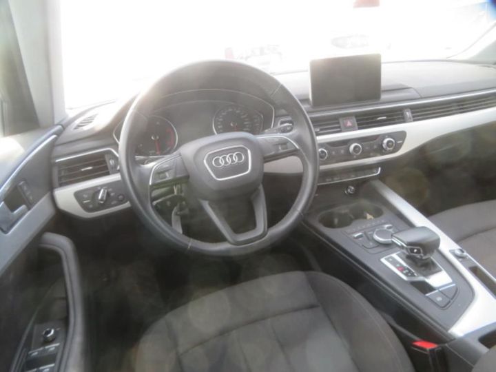 Photo 3 VIN: WAUZZZF47JA222717 - AUDI A4 