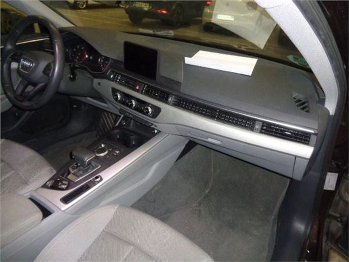 Photo 11 VIN: WAUZZZF47KA056443 - AUDI A4 