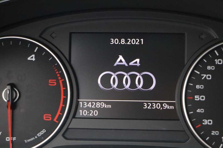 Photo 6 VIN: WAUZZZF48GA096974 - AUDI A4 AVANT &#3915 