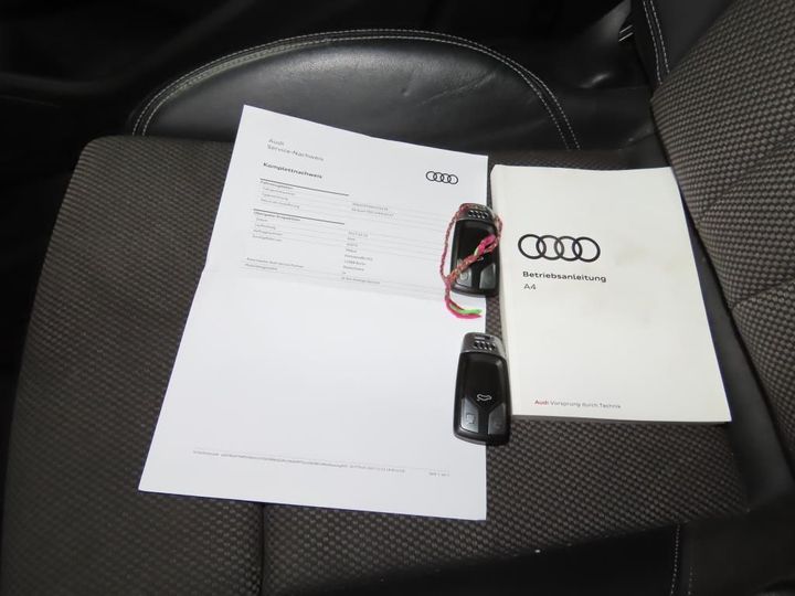 Photo 10 VIN: WAUZZZF48JA103218 - AUDI A4 AVANT 