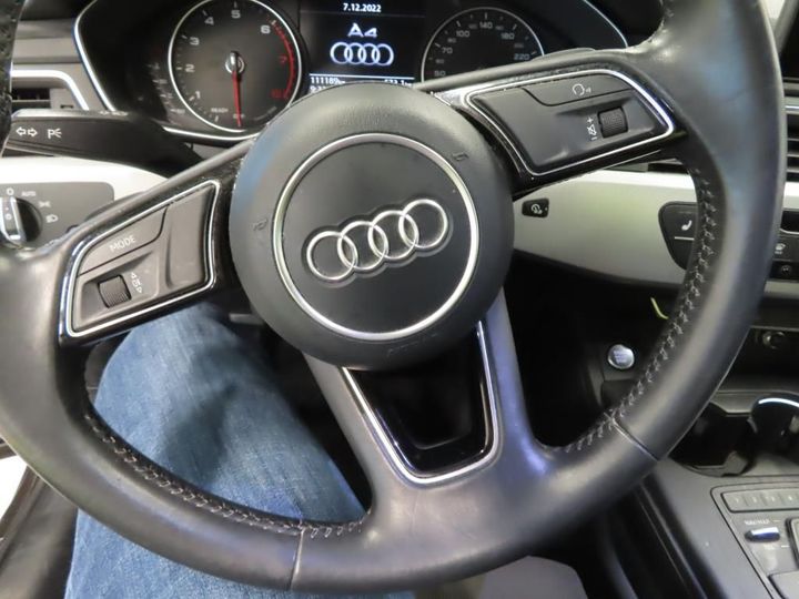 Photo 9 VIN: WAUZZZF48JA111710 - AUDI A4 