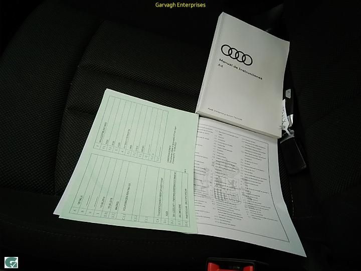 Photo 3 VIN: WAUZZZF48JN014693 - AUDI A4 