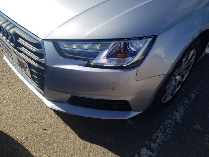 Photo 22 VIN: WAUZZZF49GA047816 - AUDI A4 