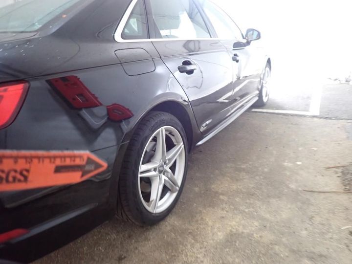 Photo 10 VIN: WAUZZZF49GN000794 - AUDI A4 