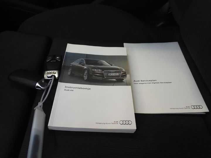 Photo 9 VIN: WAUZZZF49GN005204 - AUDI A4 LIMOUSINE 