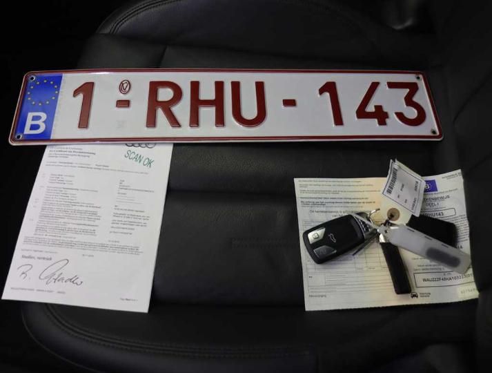 Photo 4 VIN: WAUZZZF49HA103223 - AUDI A4 AVANT &#3915 