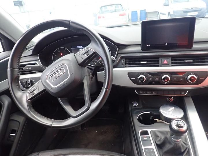 Photo 35 VIN: WAUZZZF49HA127747 - AUDI A4 