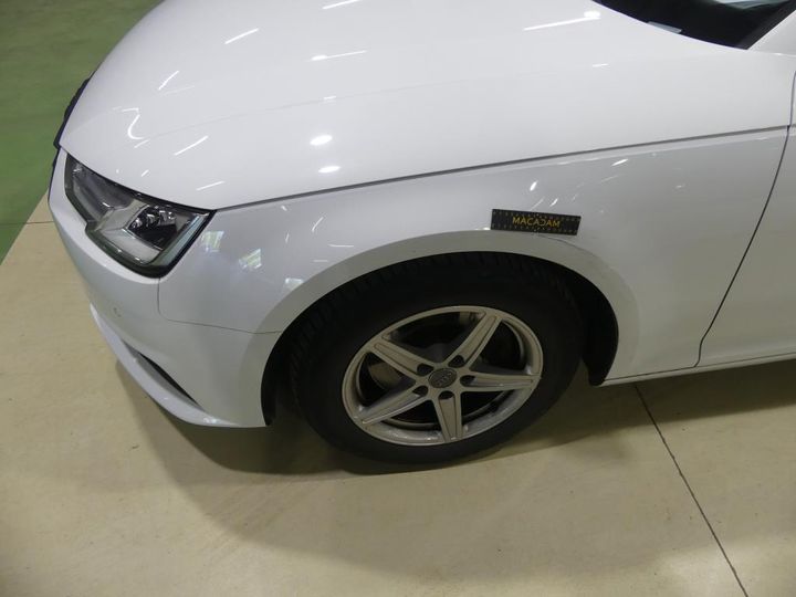 Photo 27 VIN: WAUZZZF49JA045748 - AUDI A4 AVANT 