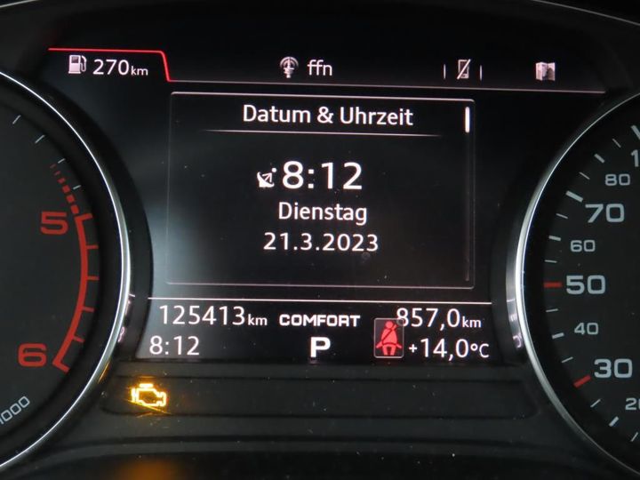 Photo 9 VIN: WAUZZZF49JA118469 - AUDI A4 AVANT 