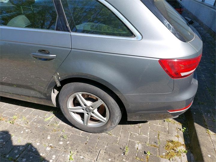 Photo 22 VIN: WAUZZZF49JA122750 - AUDI A4 AVANT 