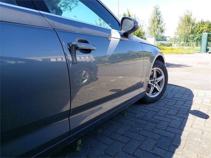 Photo 27 VIN: WAUZZZF49JA122750 - AUDI A4 AVANT 