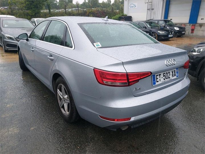 Photo 3 VIN: WAUZZZF49JA126412 - AUDI A4 