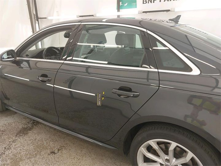 Photo 18 VIN: WAUZZZF49JA203554 - AUDI A4 