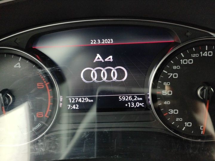 Photo 6 VIN: WAUZZZF49JA207961 - AUDI A4 AVANT &#3915 