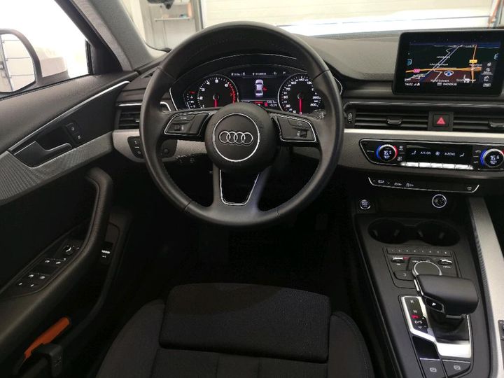 Photo 13 VIN: WAUZZZF49JN017022 - AUDI A4 