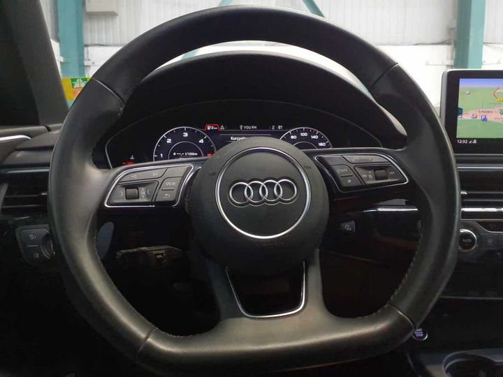 Photo 13 VIN: WAUZZZF49KA116447 - AUDI A4 AVANT 45 TDI 