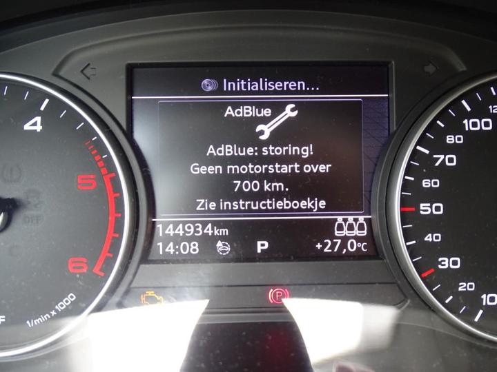 Photo 33 VIN: WAUZZZF4XGA048523 - AUDI A4 