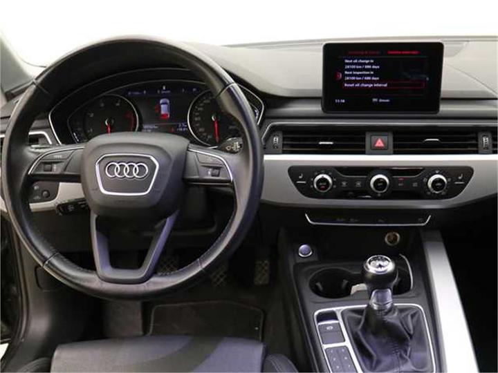 Photo 16 VIN: WAUZZZF4XGA111619 - AUDI A4 