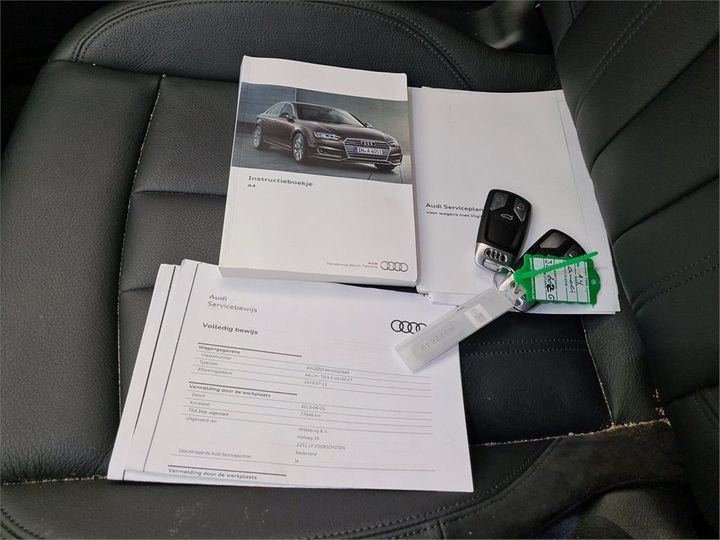 Photo 4 VIN: WAUZZZF4XHA022649 - AUDI A4 