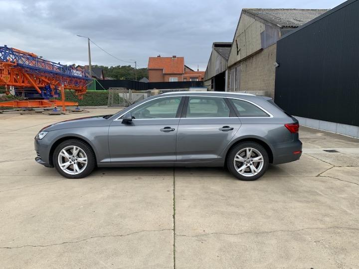 Photo 9 VIN: WAUZZZF4XHA130303 - AUDI A4 AVANT 