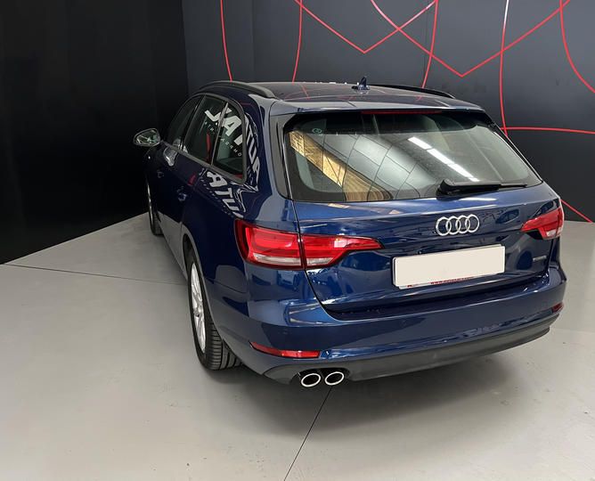 Photo 2 VIN: WAUZZZF4XHA160952 - AUDI A4 ESTATE 