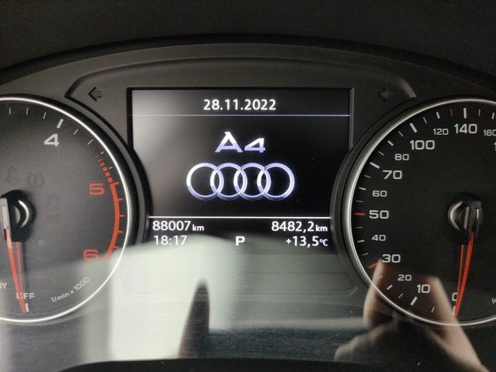 Photo 6 VIN: WAUZZZF4XHN069933 - AUDI A4 BERLINE &#3915 