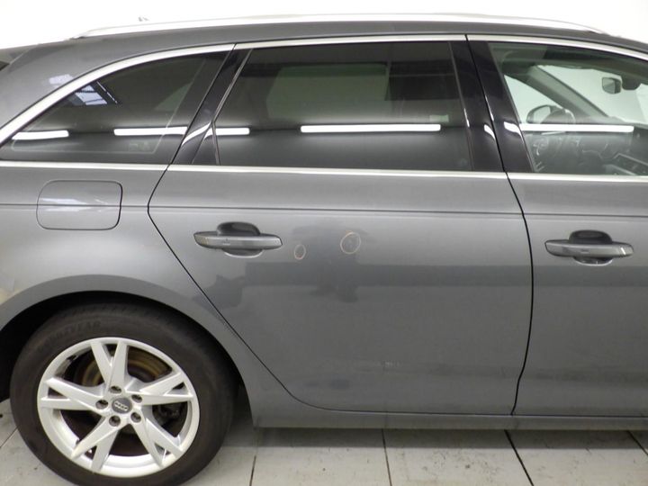 Photo 27 VIN: WAUZZZF4XJA131070 - AUDI A4 AVANT 