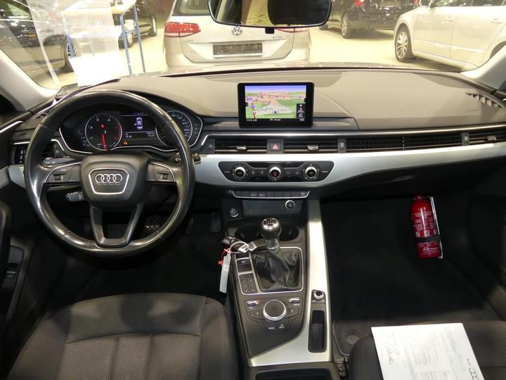 Photo 8 VIN: WAUZZZF4XJN003582 - AUDI A4 