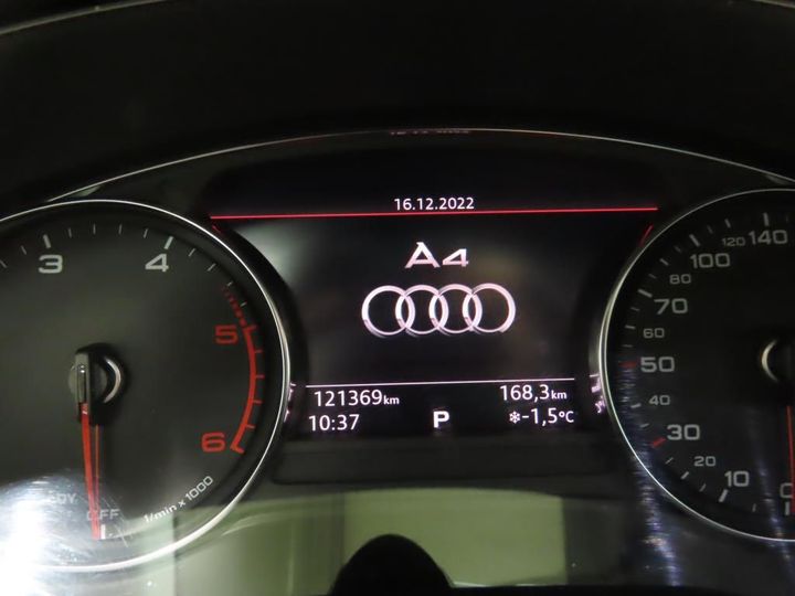 Photo 9 VIN: WAUZZZF4XKA024912 - AUDI A4 AVANT 