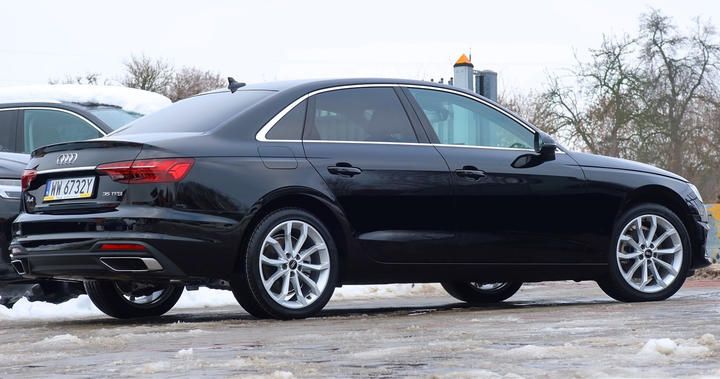 Photo 6 VIN: WAUZZZF4XNA041911 - AUDI A4 SALOON 