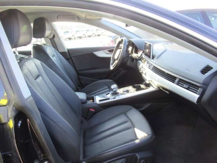 Photo 3 VIN: WAUZZZF50HA036679 - AUDI A5 