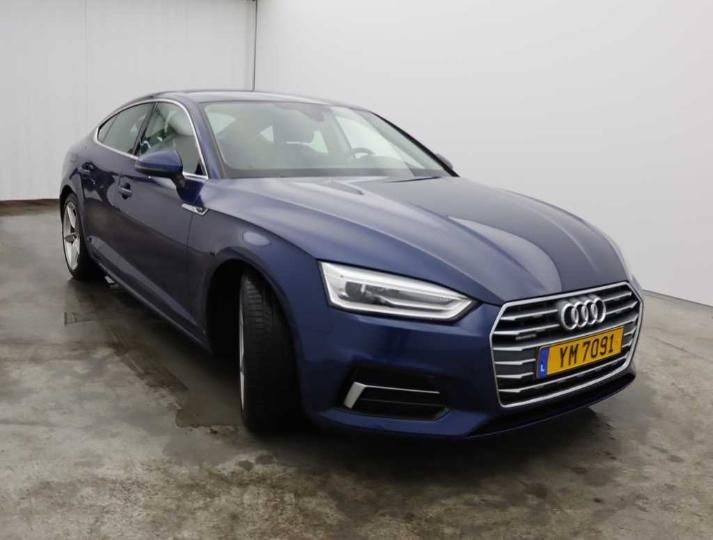 Photo 8 VIN: WAUZZZF50JA028345 - AUDI A5 SPORTBACK 