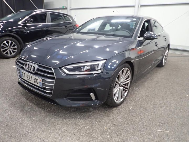 Photo 1 VIN: WAUZZZF50JA076380 - AUDI A5 SPORTBACK 