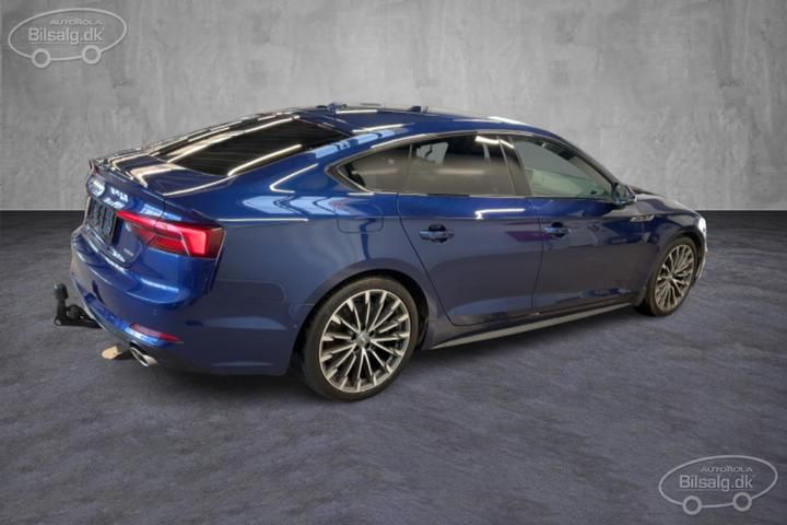 Photo 2 VIN: WAUZZZF50JA105781 - AUDI A5 SPORTBACK 