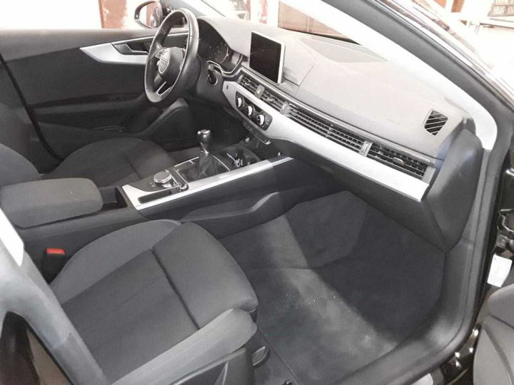 Photo 9 VIN: WAUZZZF52HA036828 - AUDI A5 2.0 TDI 