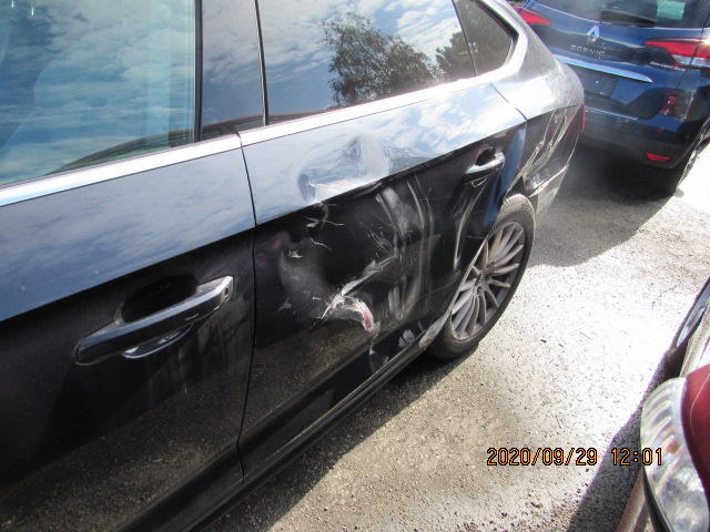 Photo 25 VIN: WAUZZZF52JA046815 - AUDI A5 