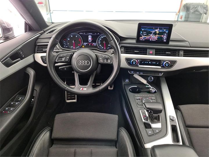 Photo 9 VIN: WAUZZZF52JA063002 - AUDI A5 