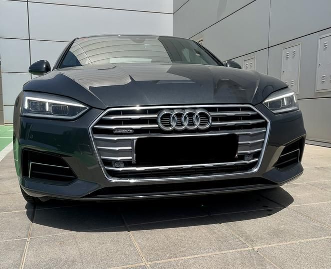 Photo 1 VIN: WAUZZZF52JA077059 - AUDI A5 COUPE 