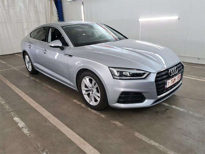 Photo 2 VIN: WAUZZZF52JA086330 - AUDI A5 SPORTBACK 