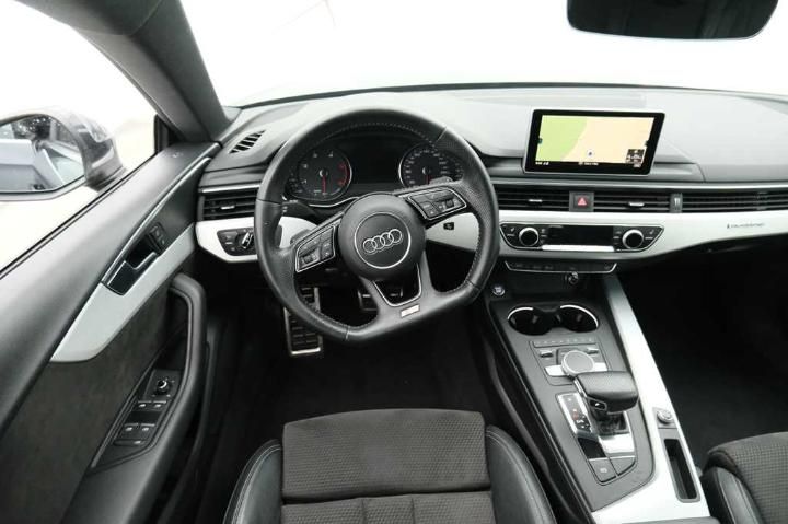 Photo 9 VIN: WAUZZZF53HA040774 - AUDI A5 SPORTBACK 